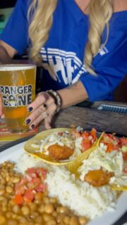 It might be Back to School week, but Summer is still here…and so are our Ensenada Tacos- for limited time only!
ENSENADA FISH or
SPICY ENSENADA SHRIMP TACO $4.99
Make it an entree for $13.49 🌮🌮
Paired best with a @voodooranger 🍺
Flamingo | Centennial | Sunset | Eastern | Horizon